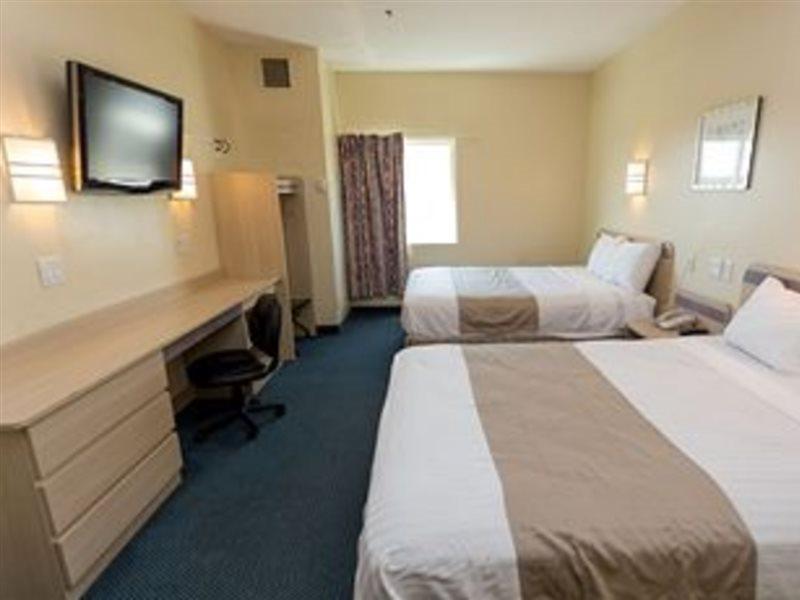 Days Inn & Suites By Wyndham Augusta Near Fort Eisenhower Dış mekan fotoğraf