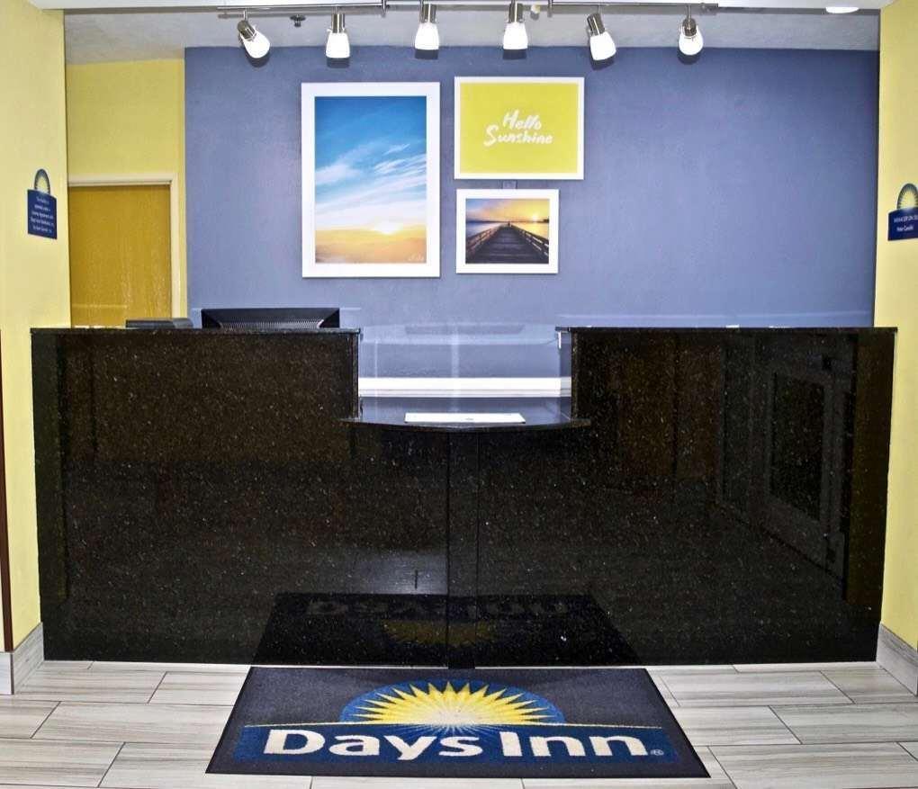 Days Inn & Suites By Wyndham Augusta Near Fort Eisenhower Dış mekan fotoğraf