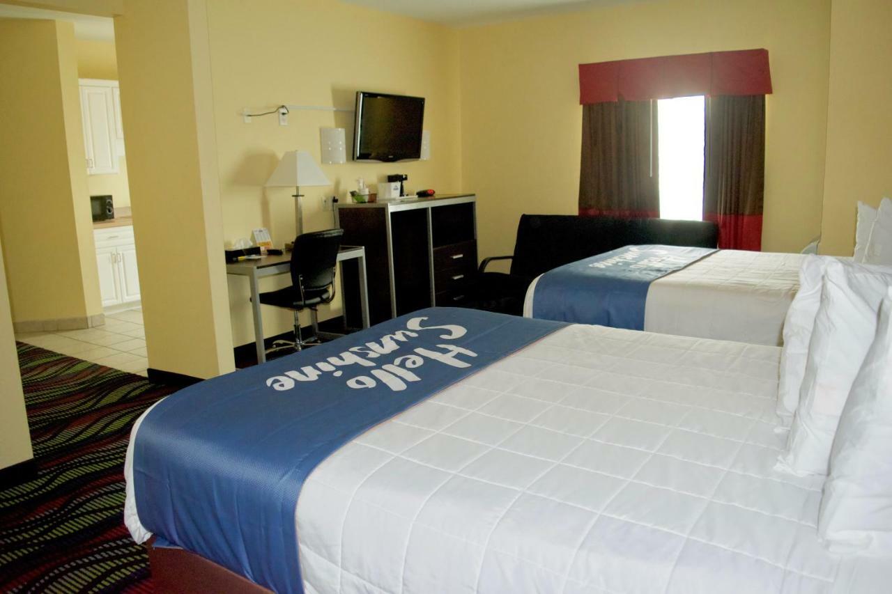 Days Inn & Suites By Wyndham Augusta Near Fort Eisenhower Dış mekan fotoğraf